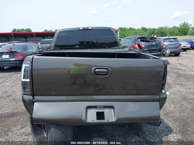 2002 CHEVROLET SILVERADO 1500 LS VIN: 2GCEK19T721400213