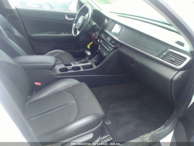 5XXGT4L39JG236374 KIA Optima S