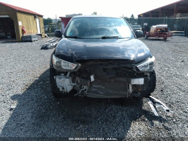 4A4AP3AUXEE002697 Mitsubishi Outlander Sport Es