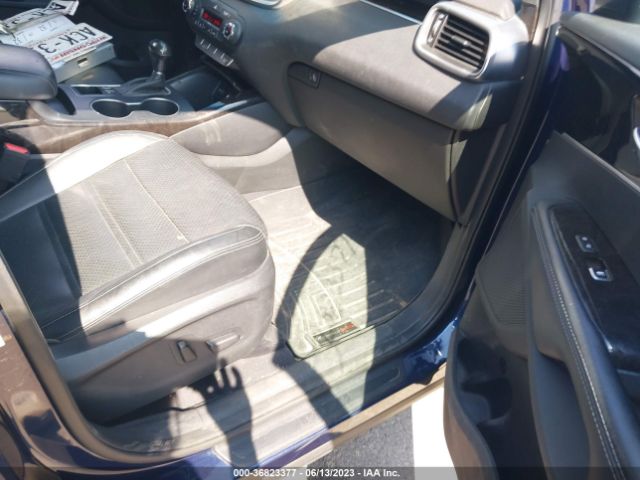 5XYPHDA12GG047847 KIA SORENTO EX