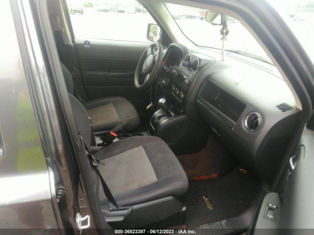 1C4NJPBBXFD349582 Jeep Patriot Sport
