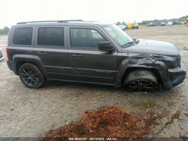 1C4NJPBBXFD349582 Jeep Patriot Sport