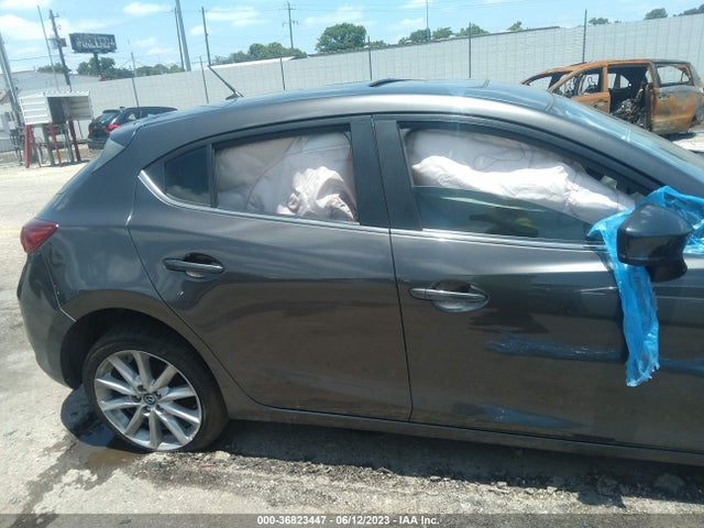 2017 MAZDA MAZDA3 5-DOOR TOURING 2.5 VIN: 3MZBN1L3XHM145896