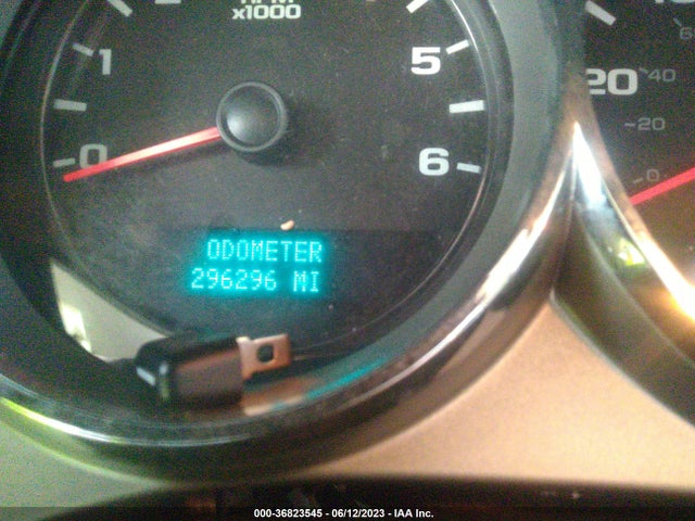 2010 CHEVROLET SILVERADO 1500 LT VIN: 1GCSKSE39AZ177113