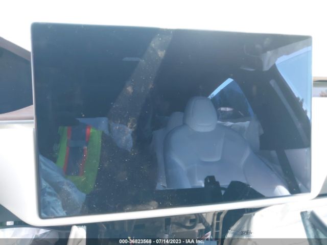 7SAXCAE50NF363765 Tesla MODEL X