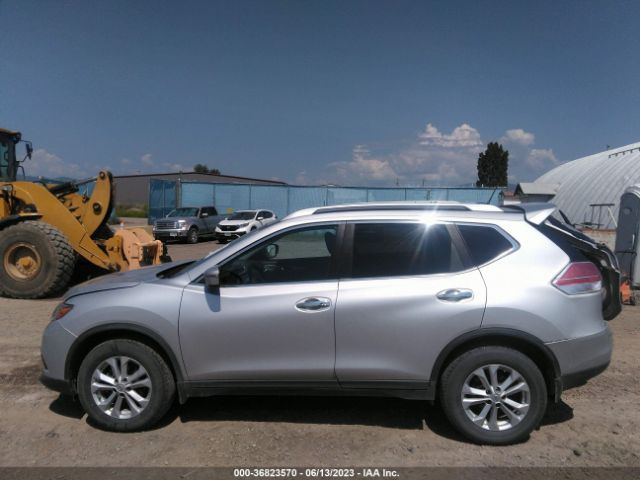 KNMAT2MV3GP641450 Nissan ROGUE SV