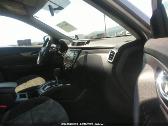 KNMAT2MV3GP641450 Nissan ROGUE SV