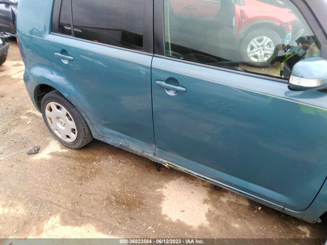 2008 SCION XB VIN: JTLKE50E881031932
