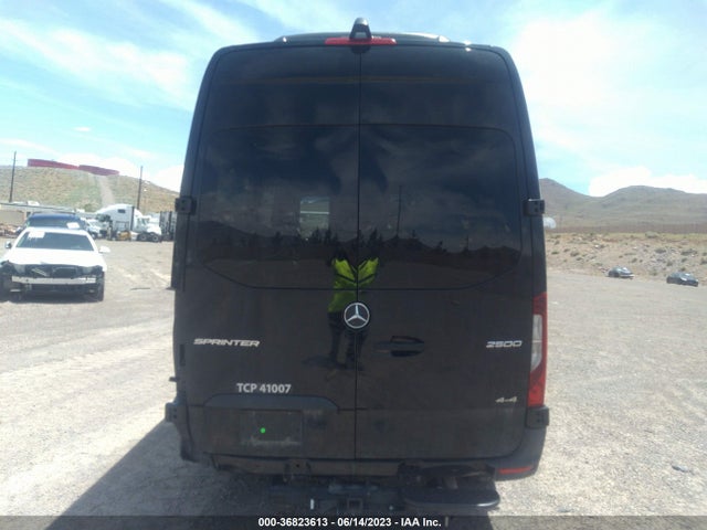 W1Z4EFVY3NP511065 Mercedes-Benz Sprinter 2500 Standard Roof V6