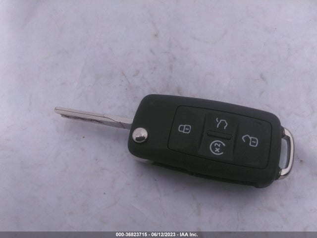 1VWWA7A39LC025746 Volkswagen Passat 2.0t Se