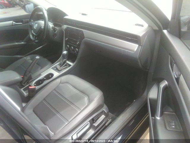 1VWWA7A39LC025746 Volkswagen Passat 2.0t Se