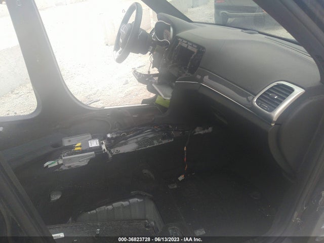 1C4RJFDJ6FC732229 Jeep Grand Cherokee Srt