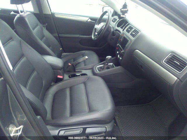 3VWDB7AJ3HM325498 Volkswagen Jetta 1.4t Se