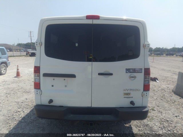 2015 Nissan NV, VIN: 5BZAF0AA1FN852492