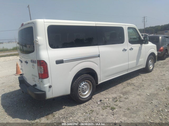 2015 Nissan NV, VIN: 5BZAF0AA1FN852492