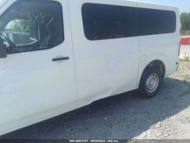 5BZAF0AA1FN852492 Nissan Nvp S