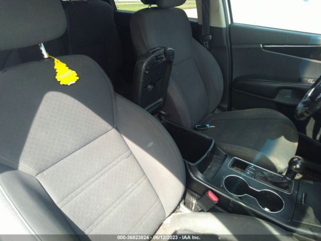 5XYPG4A50GG053667 KIA SORENTO LX