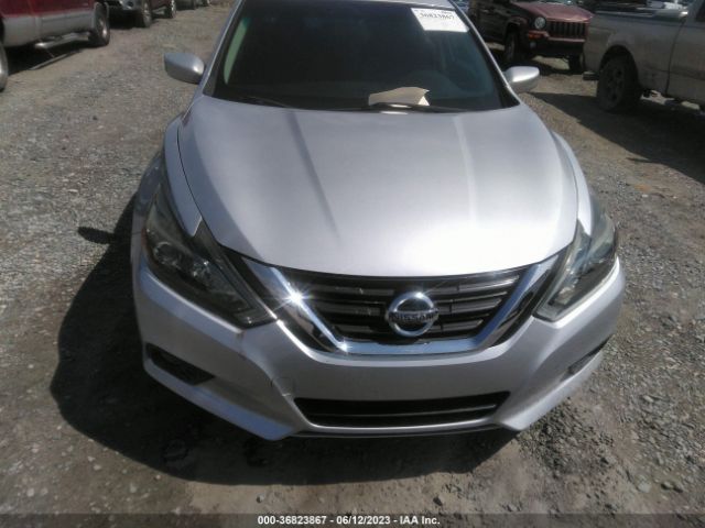 1N4AL3AP0HC185451 Nissan Altima 2.5 Sr