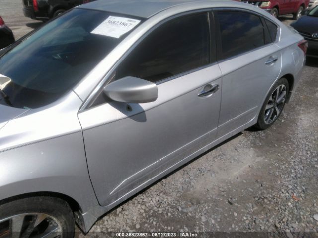 1N4AL3AP0HC185451 Nissan Altima 2.5 Sr