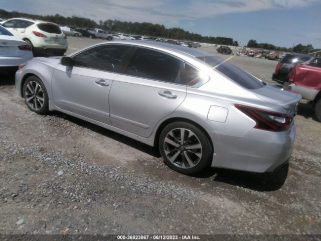 1N4AL3AP0HC185451 Nissan Altima 2.5 Sr