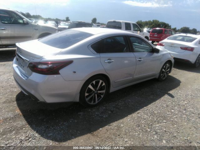 1N4AL3AP0HC185451 Nissan Altima 2.5 Sr