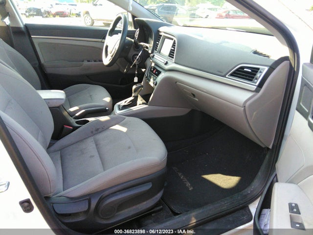 Hyundai ELANTRA SE 2017 5NPD84LFXHH052185 Image 11