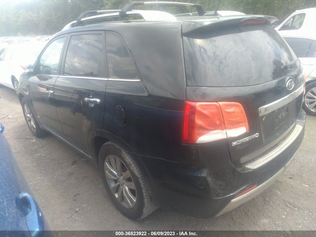 2013 KIA SORENTO SX VIN: 5XYKWDA28DG400824