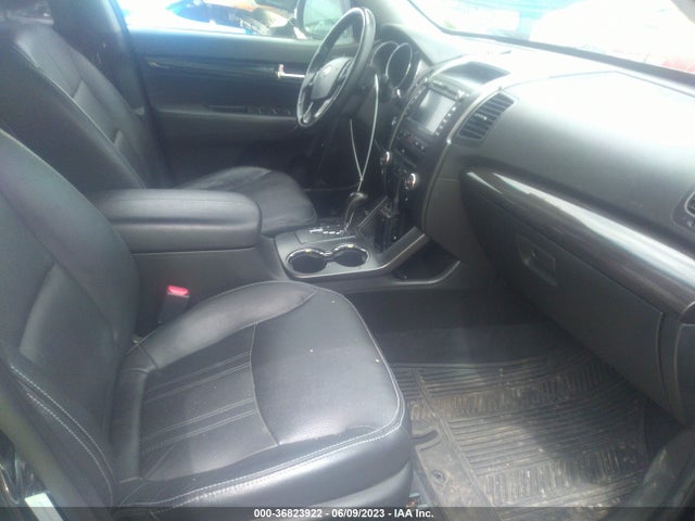 2013 KIA SORENTO SX VIN: 5XYKWDA28DG400824