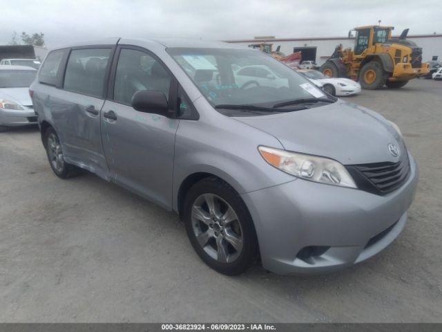 Toyota Sienna L 2017 5TDZZ3DC8HS797013 Image 1