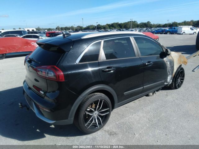 KNDCC3LC6H5038763 KIA NIRO EX
