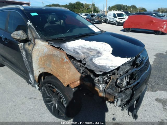 KNDCC3LC6H5038763 KIA NIRO EX