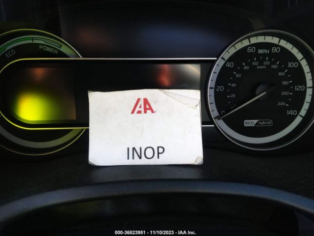 KNDCC3LC6H5038763 KIA NIRO EX
