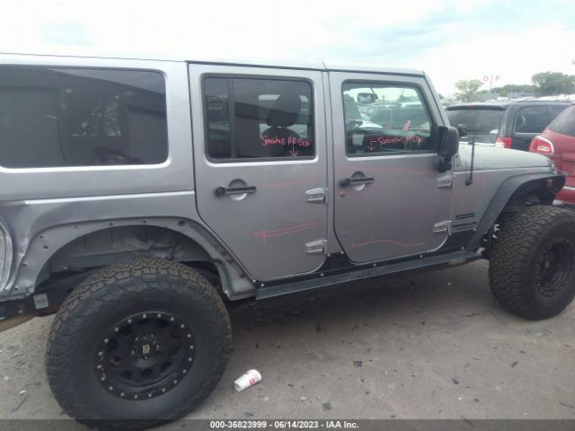 1C4BJWDG4EL120454 Jeep Wrangler Unlimited Sport