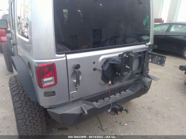 1C4BJWDG4EL120454 Jeep Wrangler Unlimited Sport