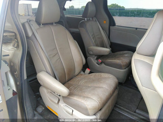 2011 TOYOTA SIENNA XLE/LTD VIN: 5TDDK3DC2BS015827