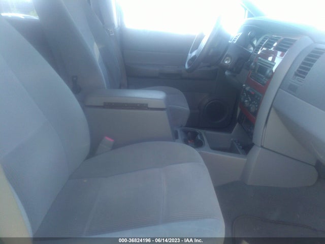 2005 DODGE DURANGO SLT VIN: 1D4HB48N85F577967