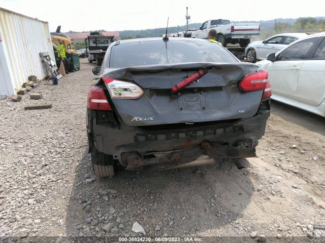 2016 FORD FOCUS SE VIN: 1FADP3F27GL251023