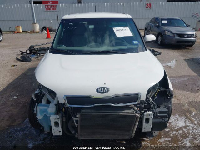 KNDJN2A20F7213712 KIA Soul Base