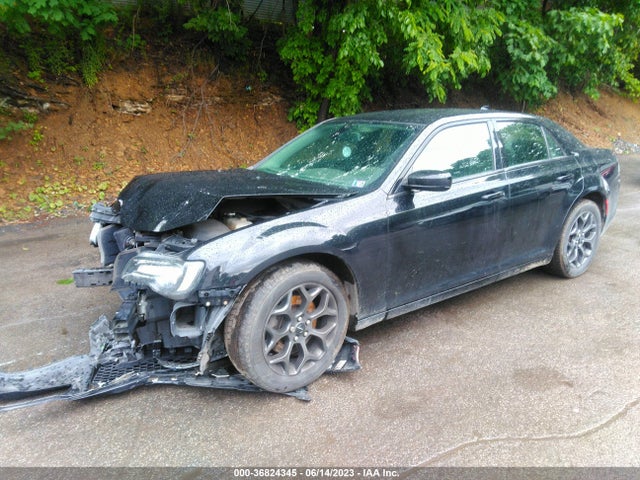 2C3CCARG9JH255001 Chrysler 300 Touring