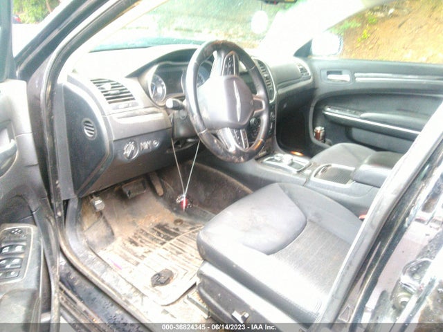 2C3CCARG9JH255001 Chrysler 300 Touring