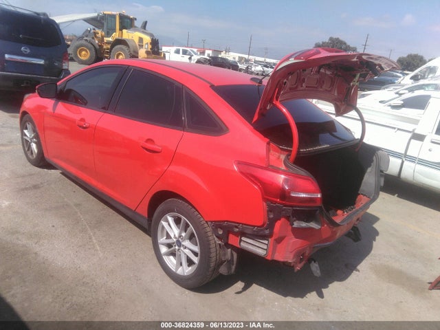 Ford FOCUS SE 2017 1FADP3F20HL304386 Image 3