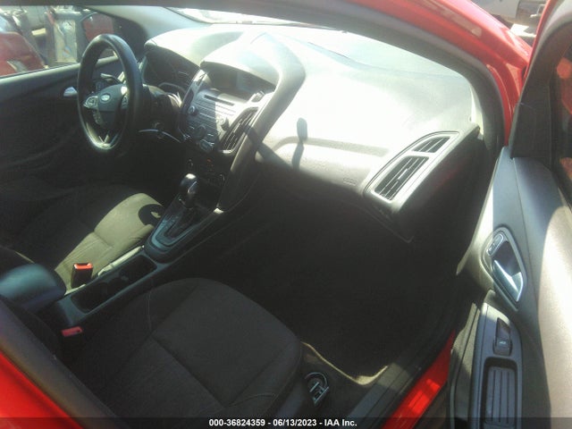 Ford FOCUS SE 2017 1FADP3F20HL304386 Image 5