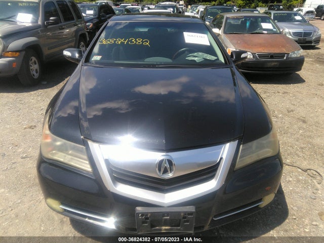 2010 ACURA RL TECH PKG/TECH/CMBS VIN: JH4KB2F63AC000308