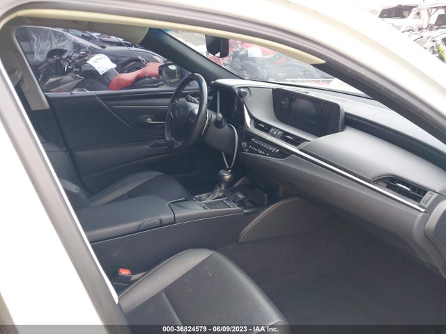 2020 Lexus ES, VIN: 58AC21B19LU007159