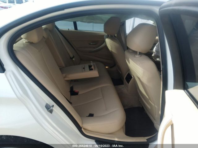WBA8E1G51GNT33751 BMW 3 Series 320i