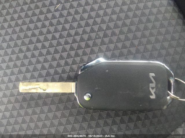 KNDJ23AU8N7814333 KIA SOUL LX