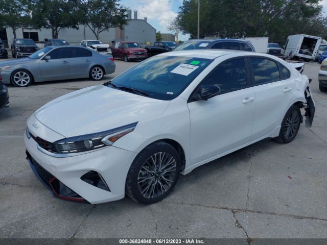 3KPF54AD9NE449017 KIA Forte Gt-line