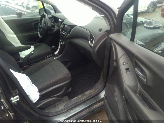 Chevrolet TRAX LS 2020 3GNCJKSB4LL192560 Image 5