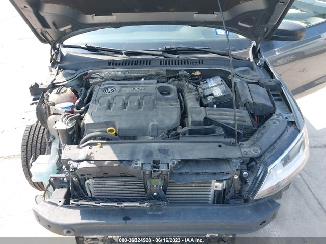 3VWLA7AJ9FM420191 Volkswagen Jetta Sedan 2.0l Tdi S