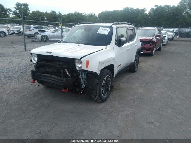 ZACCJBCTXFPB79680 Jeep Renegade Trailhawk